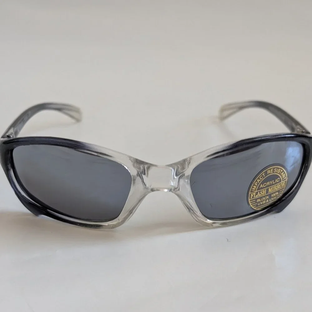 NWT Y2K TruVintage Sports Wrap around Junior/approx 10y/o or older Sunglasses